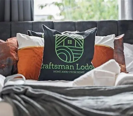 Feriehus 5-Bdr Modern Stay, Bs6 , Ideal For Groups, Wi-Fi Bristol